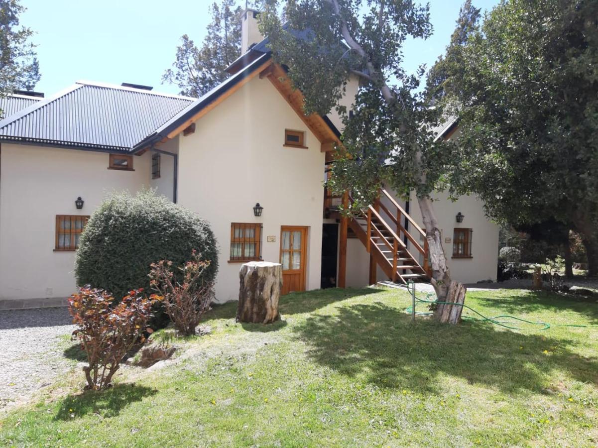 Apart Hotel Bungalows El Viejo Cipres San Carlos de Bariloche Esterno foto