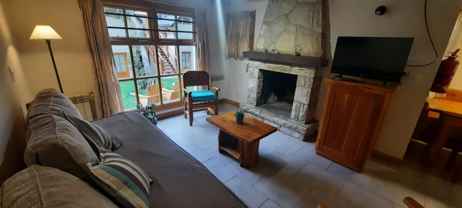 Apart Hotel Bungalows El Viejo Cipres San Carlos de Bariloche Esterno foto