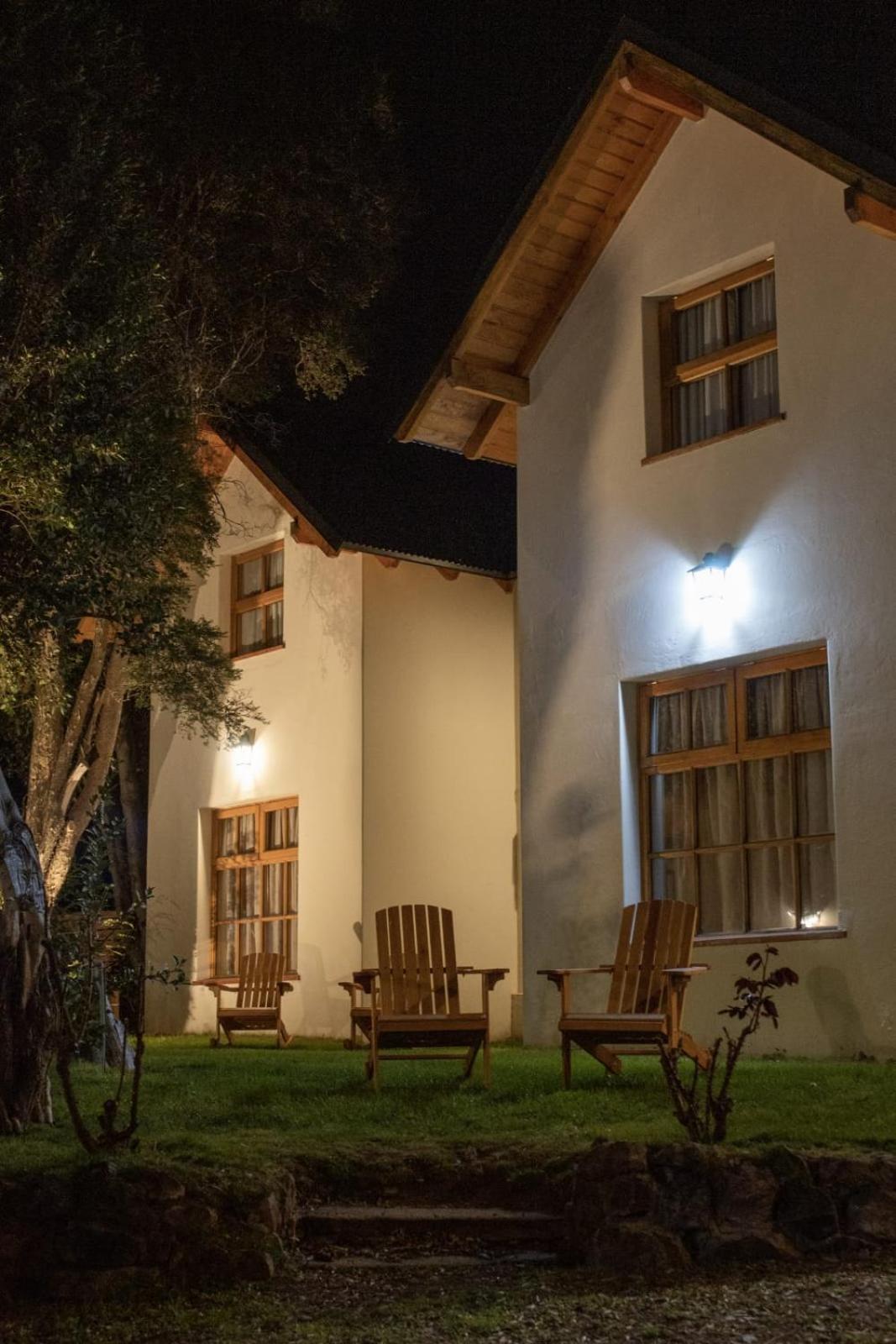Apart Hotel Bungalows El Viejo Cipres San Carlos de Bariloche Esterno foto