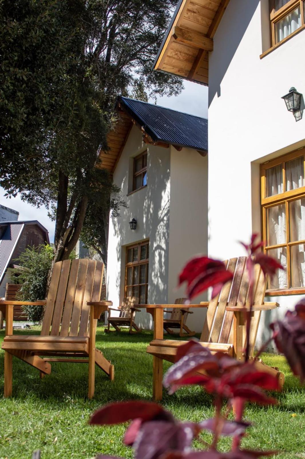 Apart Hotel Bungalows El Viejo Cipres San Carlos de Bariloche Esterno foto